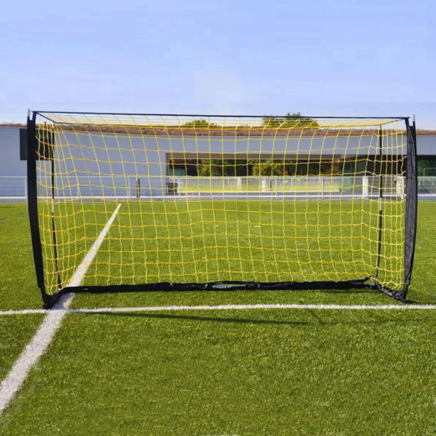 Portable soccer goal